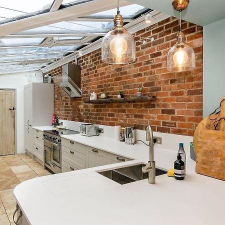 Lodge Farm - Stunning 3 Bed With Large Garden! Beckley  Exterior photo