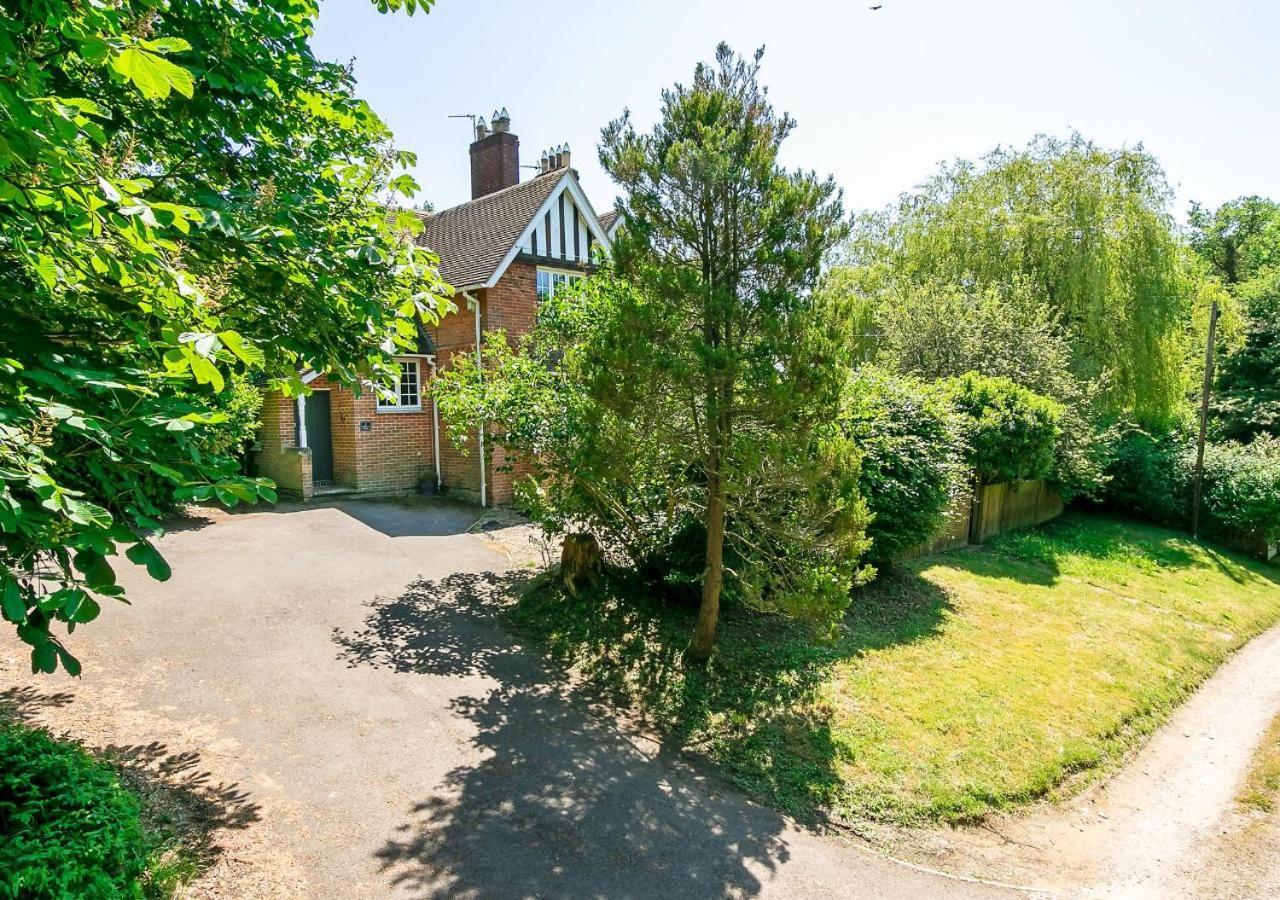 Lodge Farm - Stunning 3 Bed With Large Garden! Beckley  Exterior photo