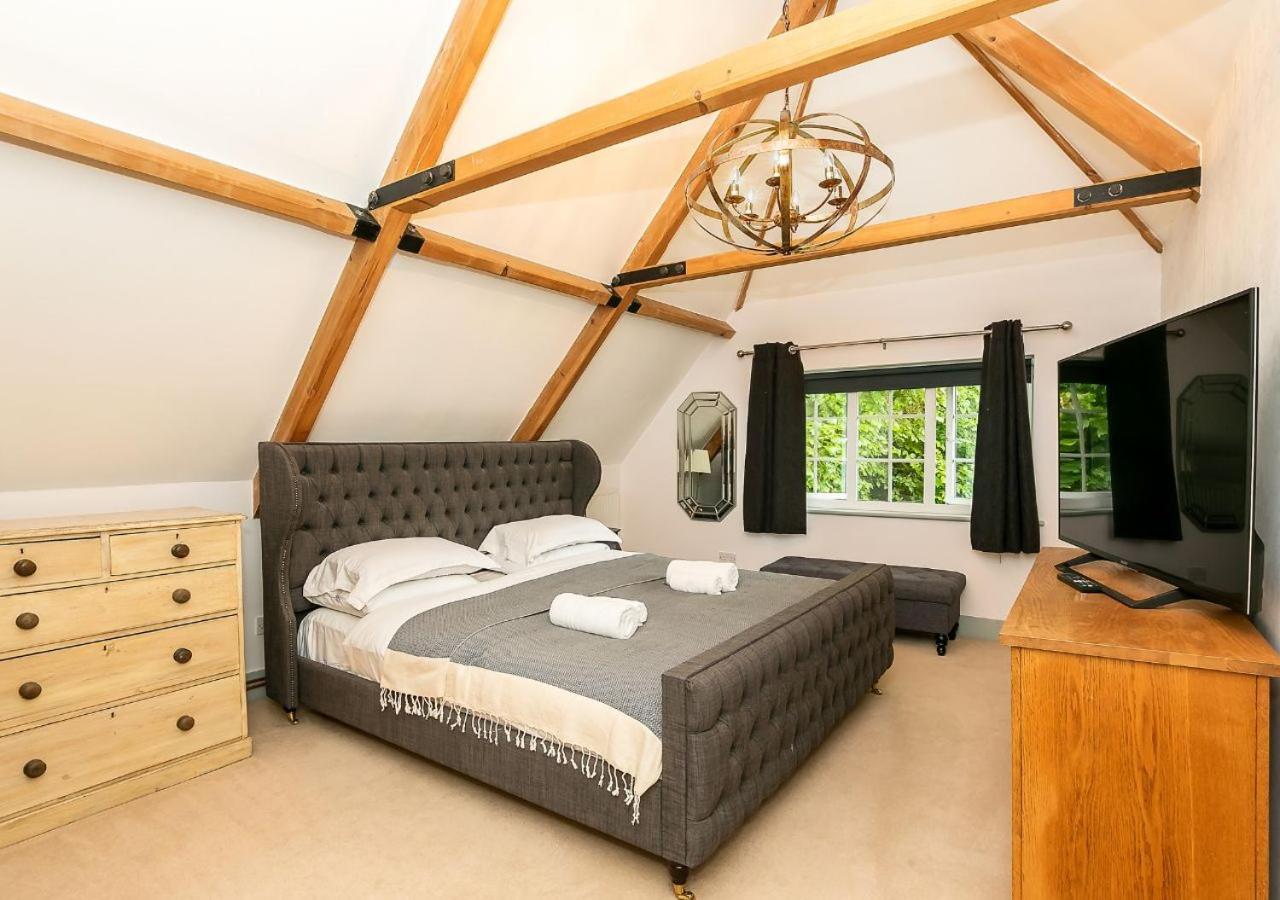 Lodge Farm - Stunning 3 Bed With Large Garden! Beckley  Exterior photo